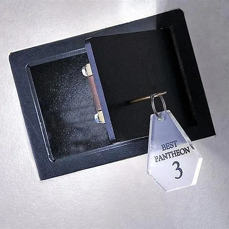 Pantheon Hotel 2*